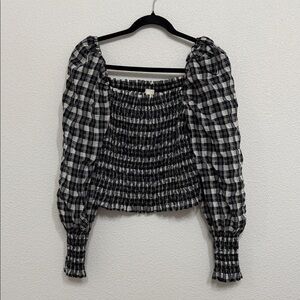 H&M black and white long sleeve Plaid Smocked Women's Top